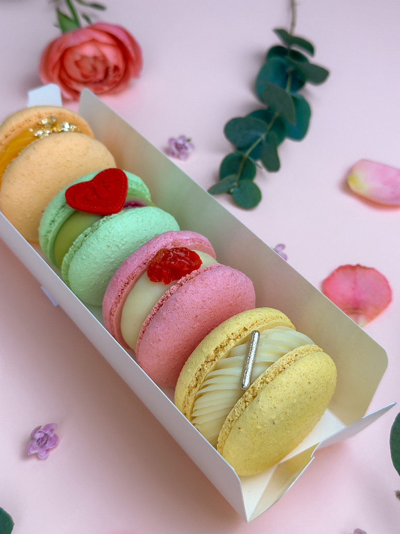 картинка Пирожные макаронс*4